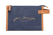 Lade das Bild in den Galerie-Viewer, Premium Kulturtasche aus Canvas