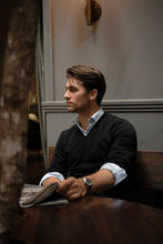 Lade das Bild in den Galerie-Viewer, Premium Herren Strickpullover V-Neck