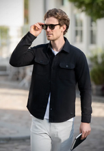 Afbeelding in Gallery-weergave laden, Premium Unisex Oversize Hemd mit Logostickerei ton in ton