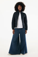 Lade das Bild in den Galerie-Viewer, 55 Jahre Steppjacke Damen
