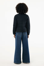 Lade das Bild in den Galerie-Viewer, 55 Jahre Steppjacke Damen
